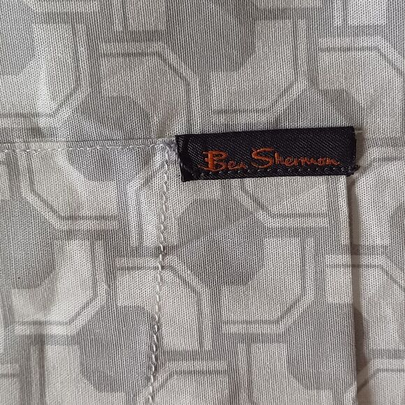 Ben Sherman Geometric Pattern Cotton Button-Up Short Sleeve Shirt Size L - Picture 4 of 12